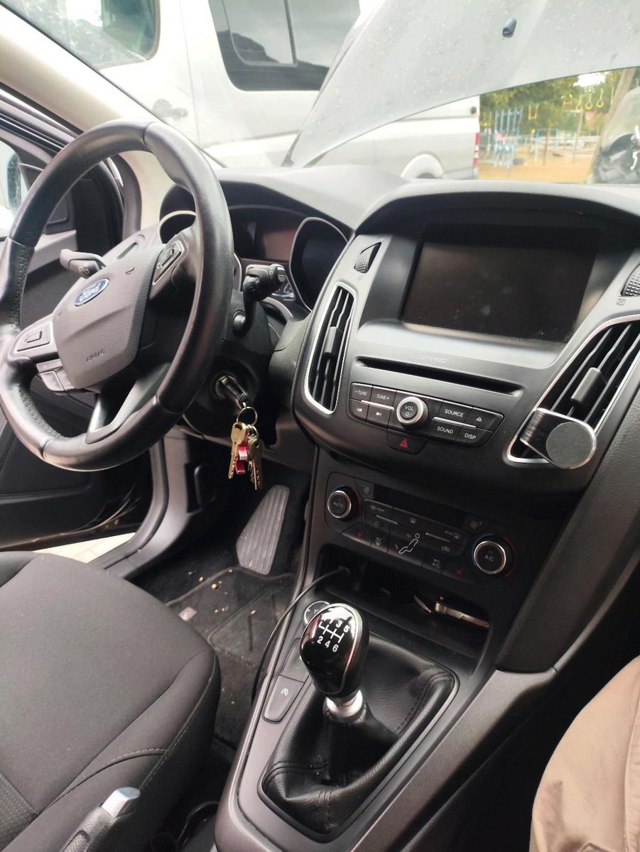 Ford Focus 2015 — photo 5