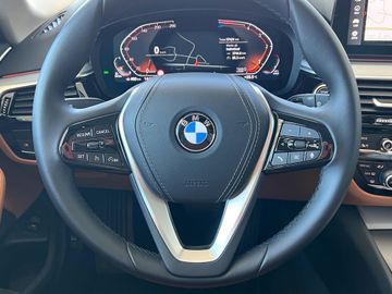 BMW 520 - 12
