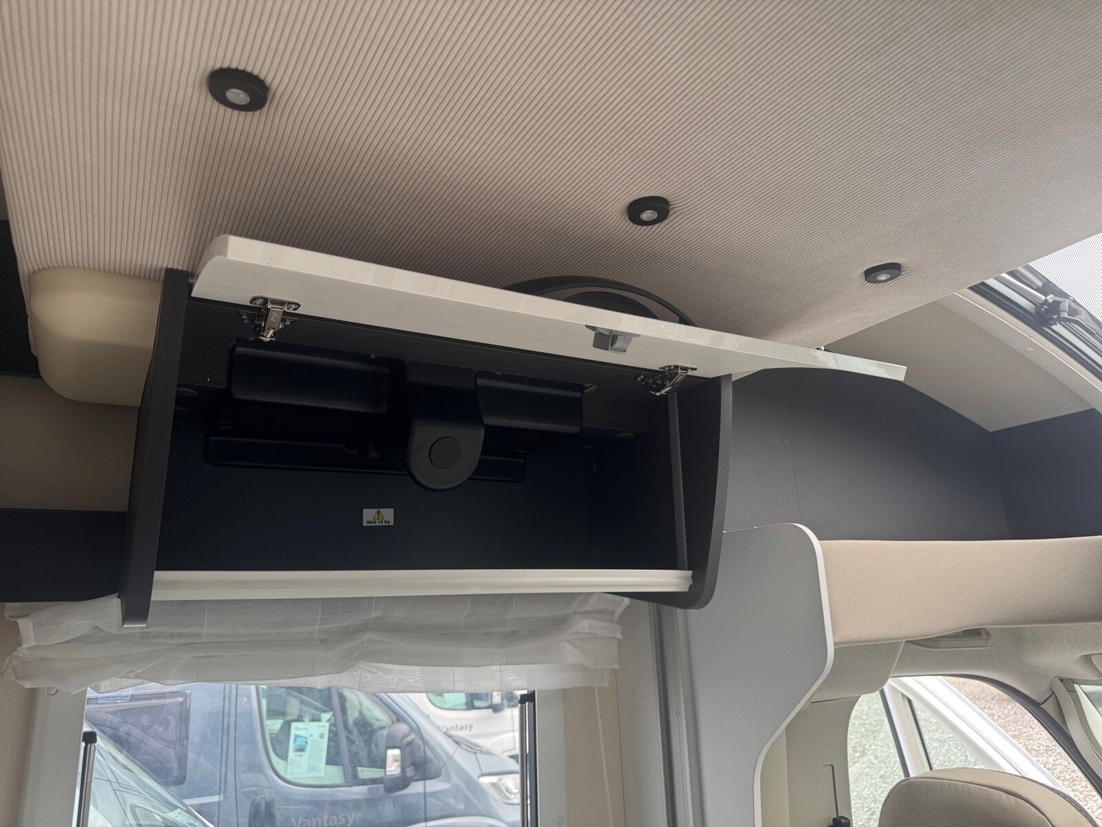 Fahrzeugabbildung Forster T FT669EB 9860,- EUR Sondernachlass / 3,65t