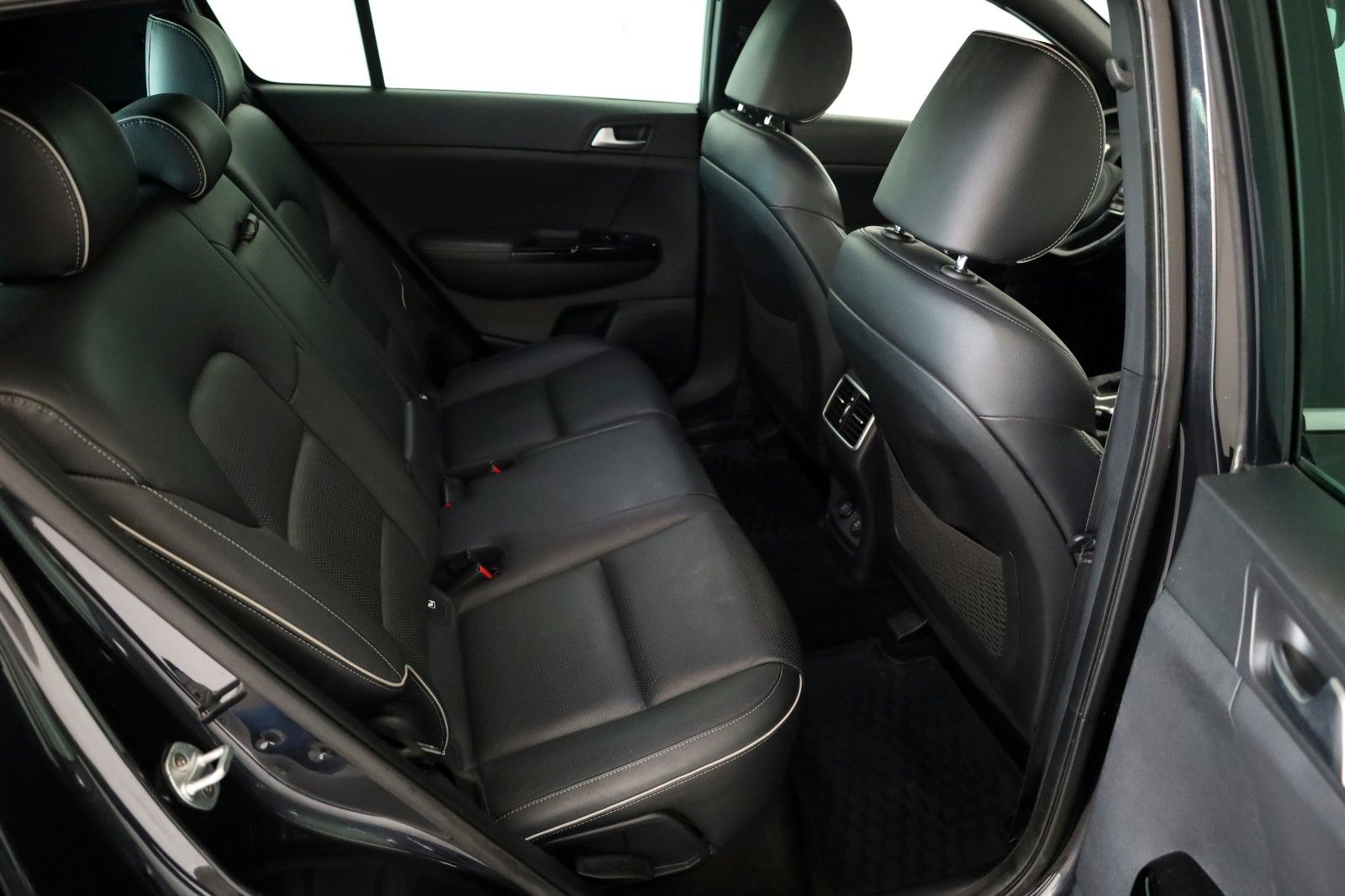 Fahrzeugabbildung Kia Sportage GT-Line 4WD Leder,Panorama,Kamera,JBL