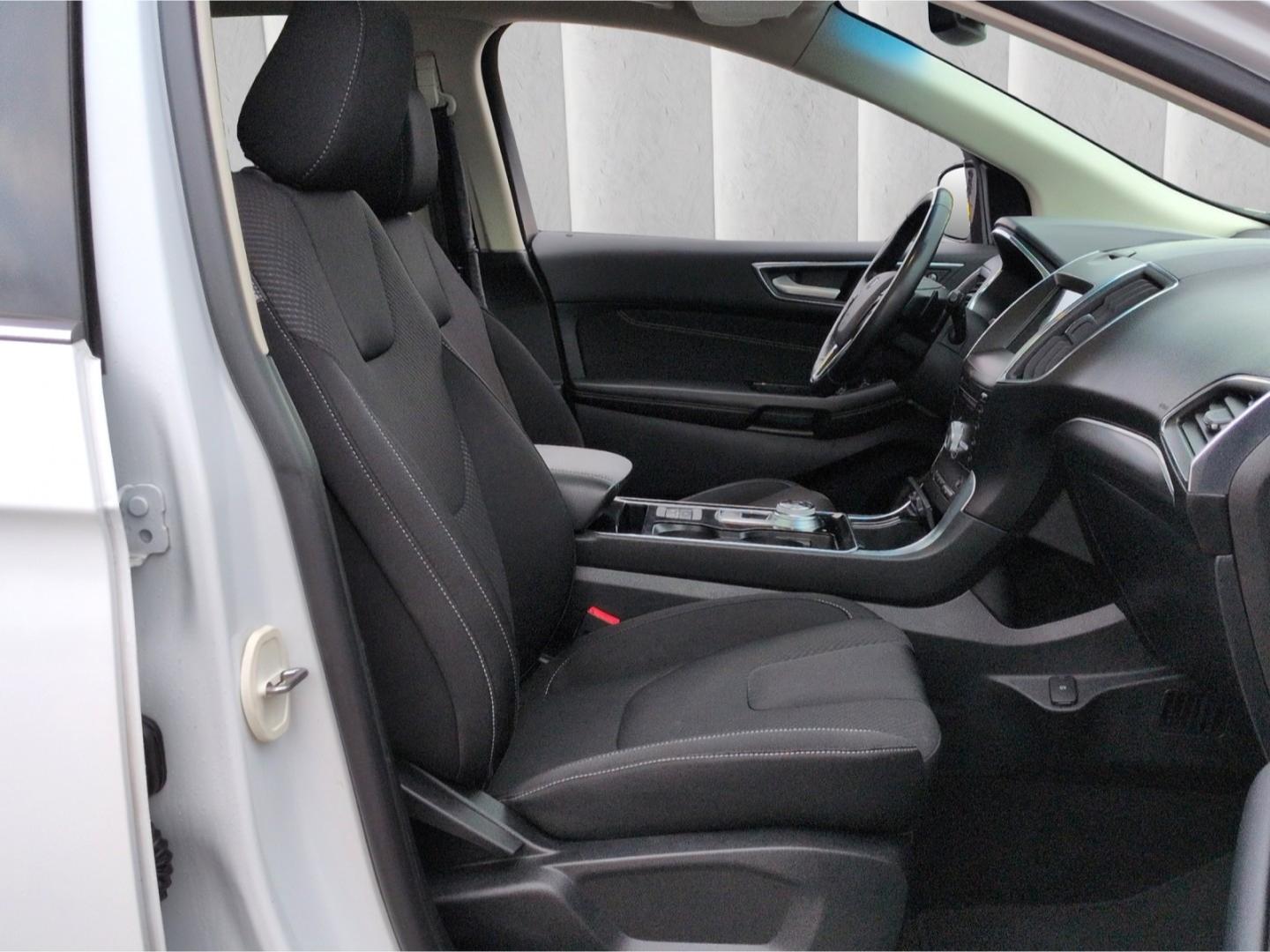 Ford Edge Titanium AWD 2.0D*AHK Panodach ACC B&O Navi