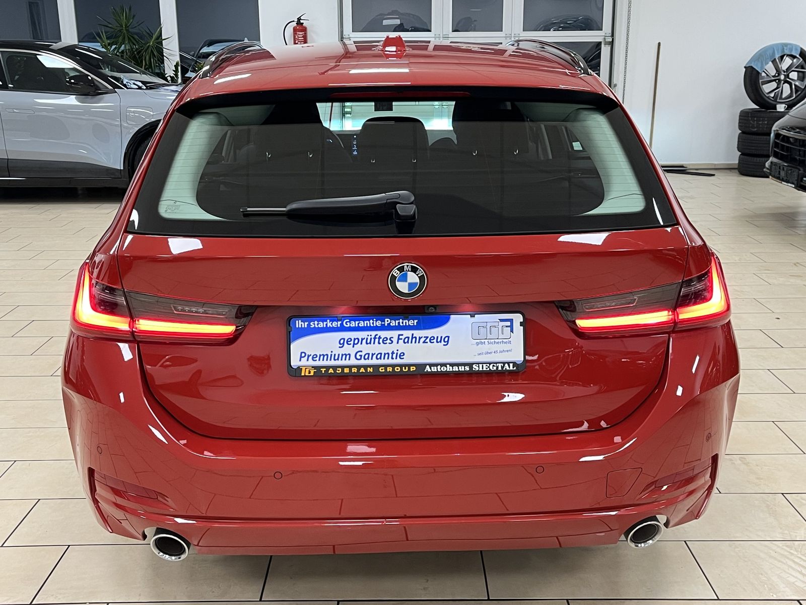 BMW 318 i*Leder*Shadow*Widescreen*R.Cam*AHK*SHZ*LED* foto 5