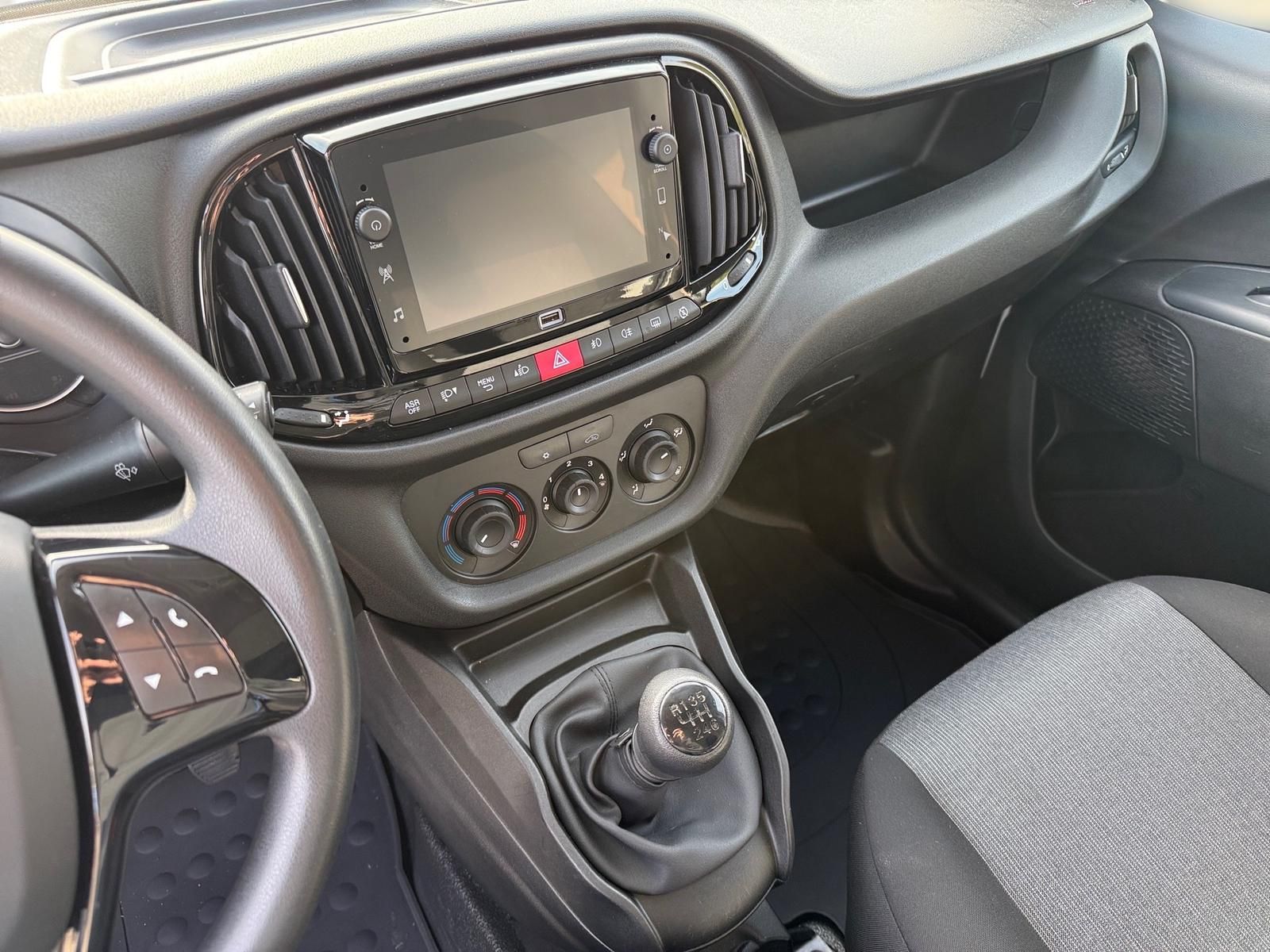 Fahrzeugabbildung Fiat Doblo L1H1 Kastenwagen