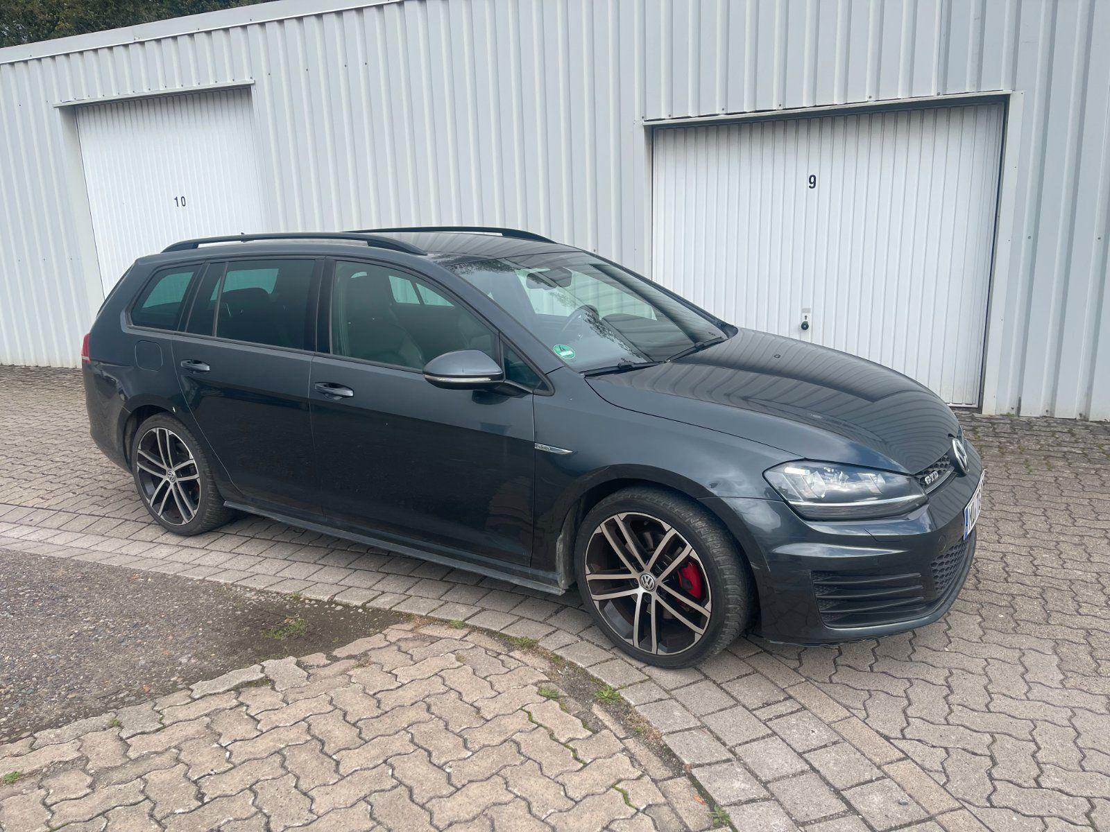 Volkswagen Golf, 2015