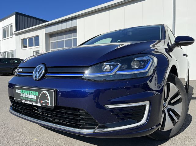 Volkswagen Golf e-Golf CCS Wärmepumpe Navi ACC LED SHZ PDC 