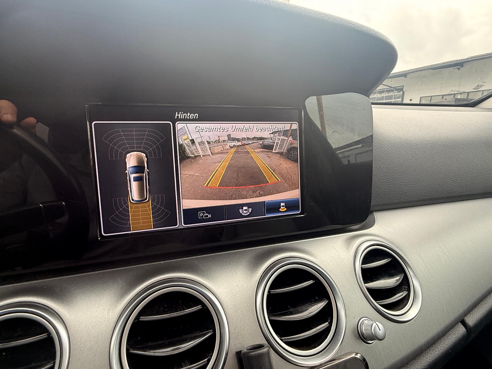 Mercedes-Benz E 220 E T-Modell    Vollfahrbereit