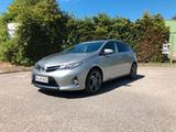Toyota Auris 1,6 Valvematic Life + - Toyota Auris: Valvematic