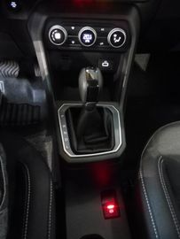 Dacia Logan Black Edition TCe 90 CVT