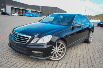 Mercedes E 220 - 3