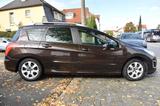 Peugeot 308 SW Allure*Panorama-Dach*SHZ*Leder*PDC*Alu - gebrauchte Peugeot 308 aus dem Jahr 2011