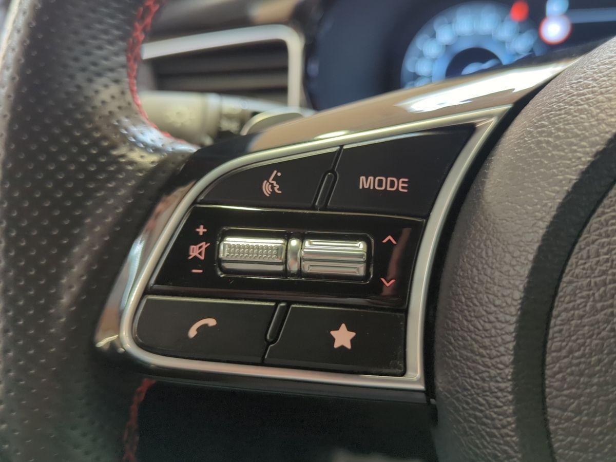 Kia PROCEED 1.6T GT NAVI+LED+KAMERA+CARPLAY+SITHEIZU