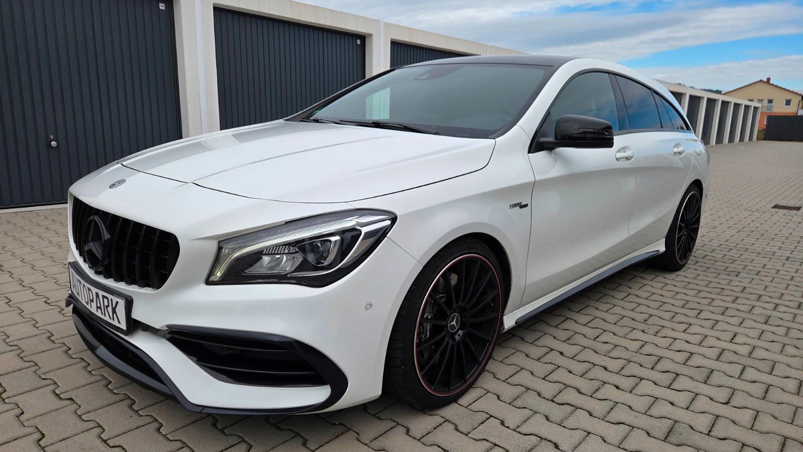 Mercedes-Benz CLA 45 Shooting Brake AMG Performance 4Matic