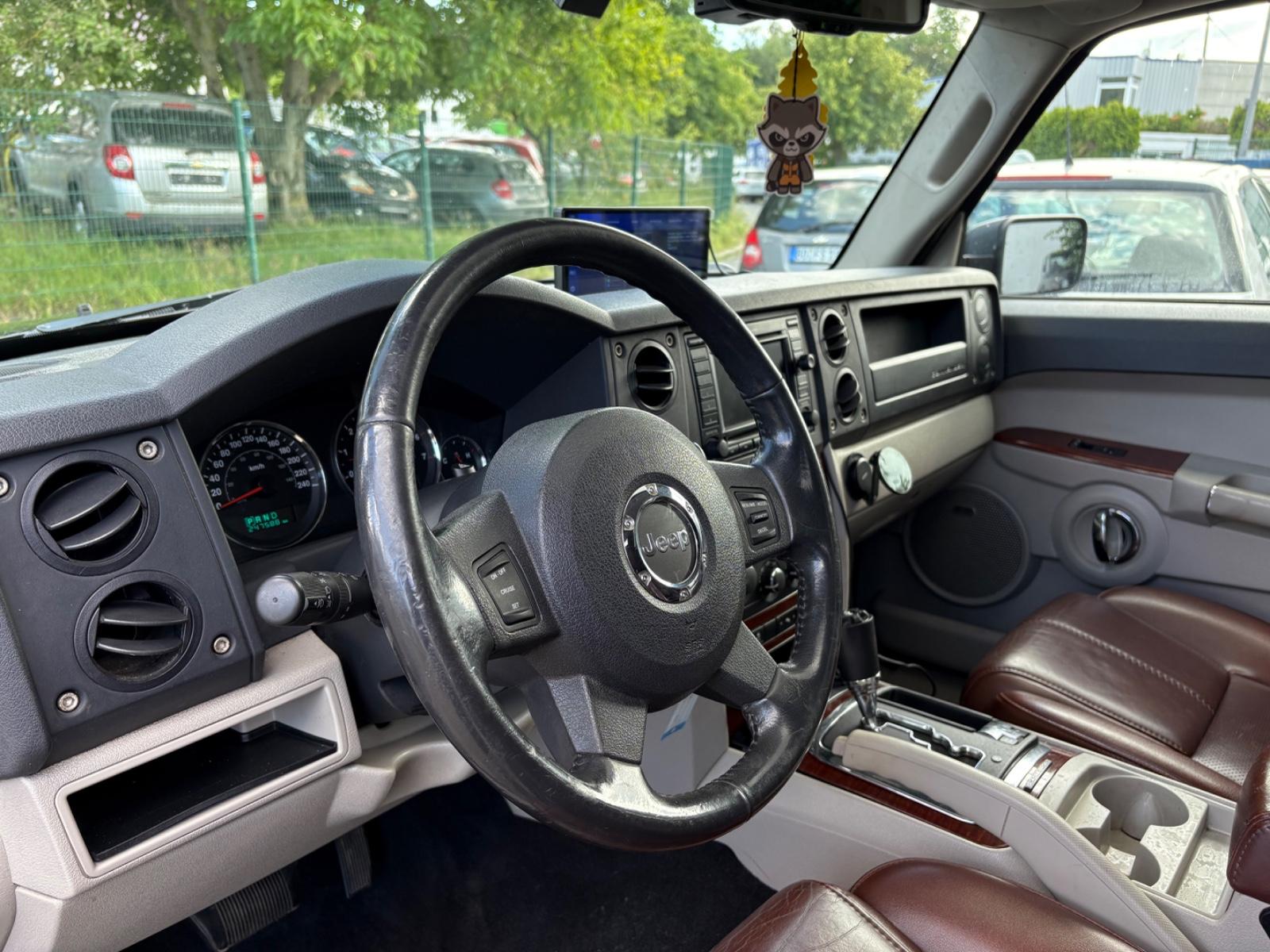 Jeep Commander 2008 — фото 9