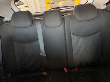 Bild 21 Opel Karl Rocks CarPlay Sitzheizung Lenkradheizung