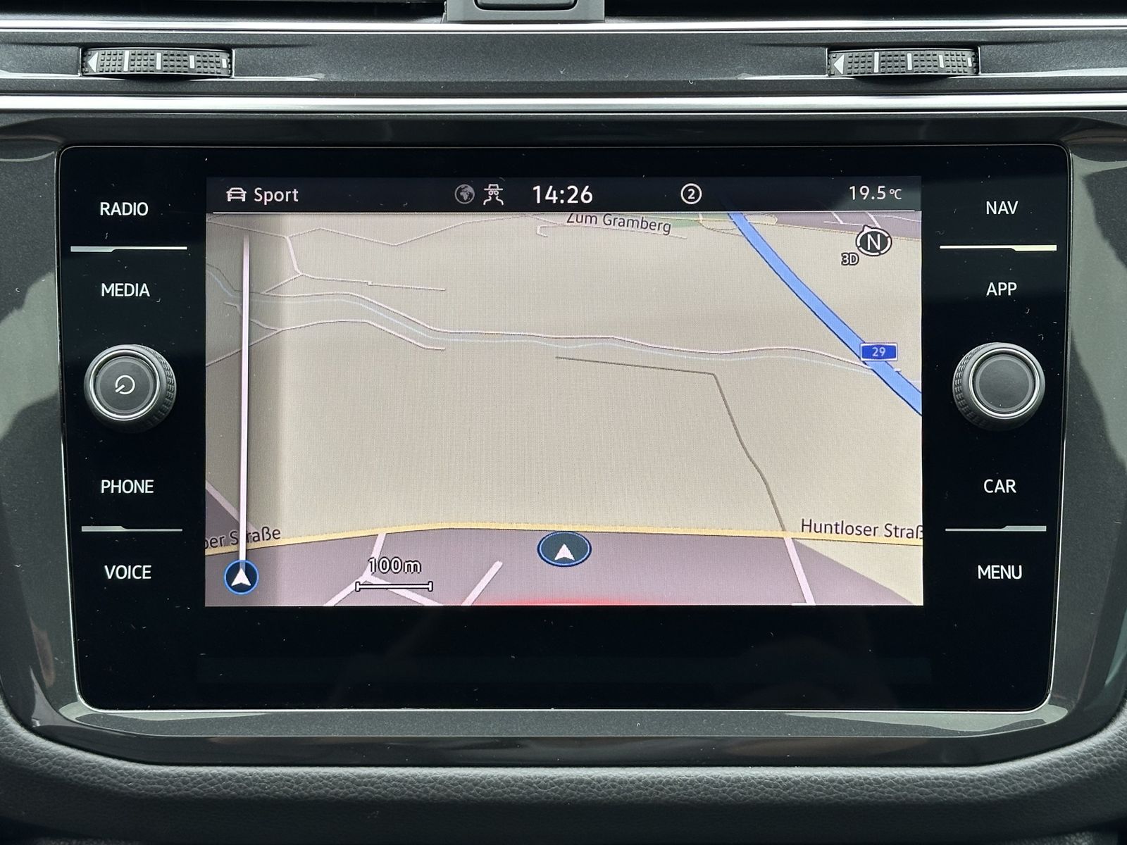 Fahrzeugabbildung Volkswagen Tiguan 1.4 eHybrid DSG Elegance NAV+LED+AHK+PANO