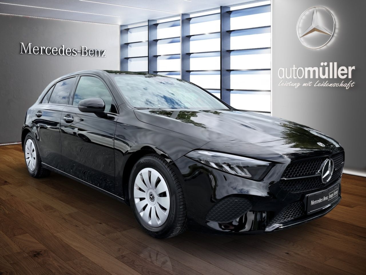 Fahrzeugabbildung Mercedes-Benz A 200 PANO+NIGHT+KEYLESS+LHZ+LED+CARPL+KAMERA+++