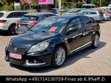 Suzuki Kizashi Sport 4x4-AUTO-KLIMA-LEDER-PDC-SHZ-XENON - Suzuki Kizashi: Schwarz
