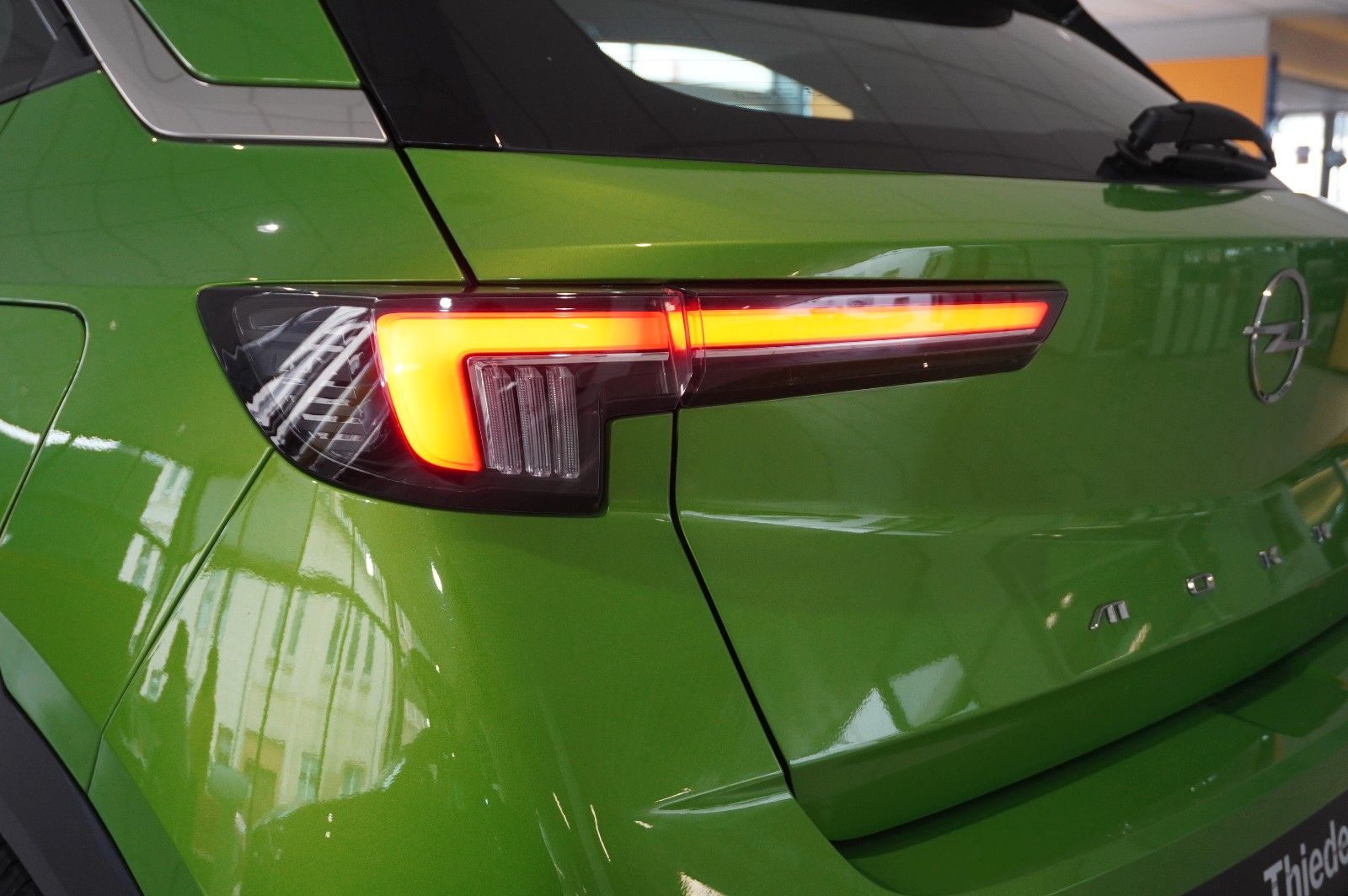 Fahrzeugabbildung Opel Mokka-e EDITION 3-PHASIG NAVI/LED/KAMERA/SH/DAB+