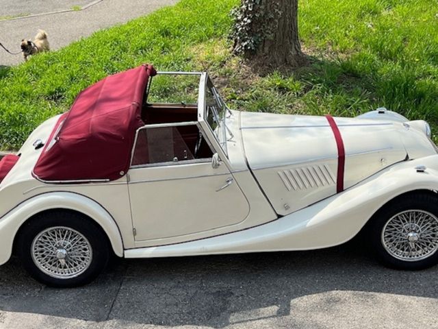 Morgan Plus 4 Drophead Coupe mit traumhafter Patina