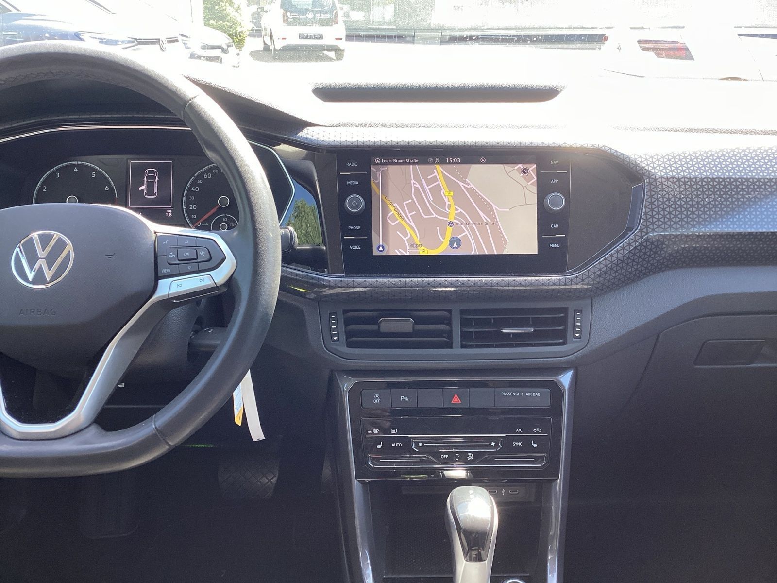 Volkswagen T-Cross - Bild 10