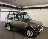 Lada Niva - Lada in Köln