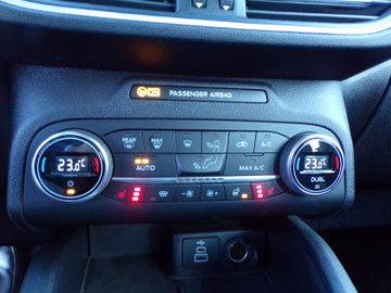 Ford Kuga - 10
