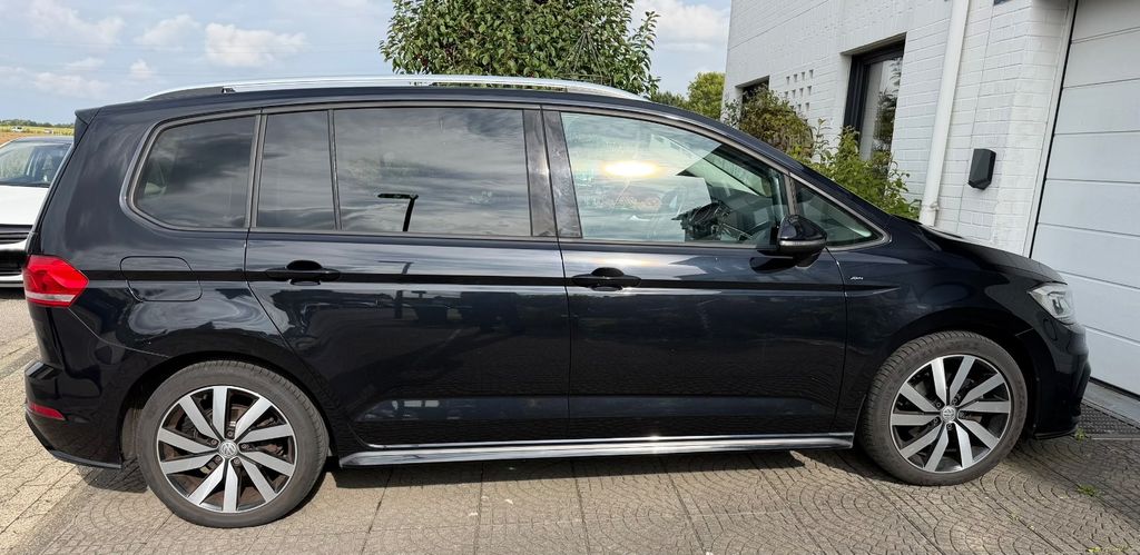 Image of Volkswagen Touran