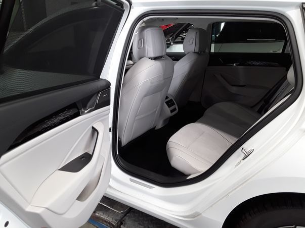 Volkswagen Passat Variant - Bild 7