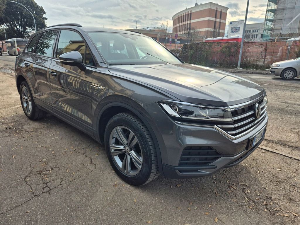 Image of Volkswagen Touareg