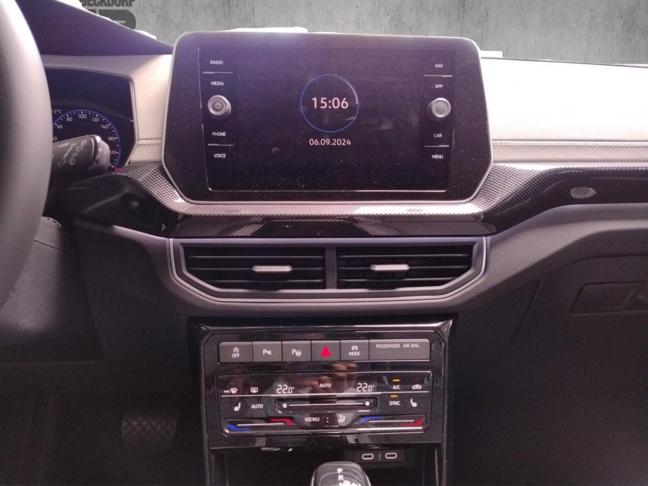 T-Cross Style 1.0 DSG Klima Navi Rückfahrkamera