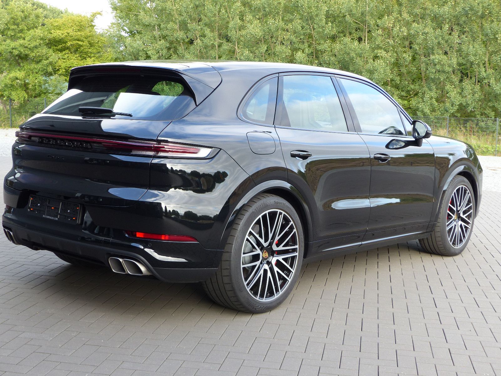 Fahrzeugabbildung Porsche Cayenne Turbo E-Hybrid