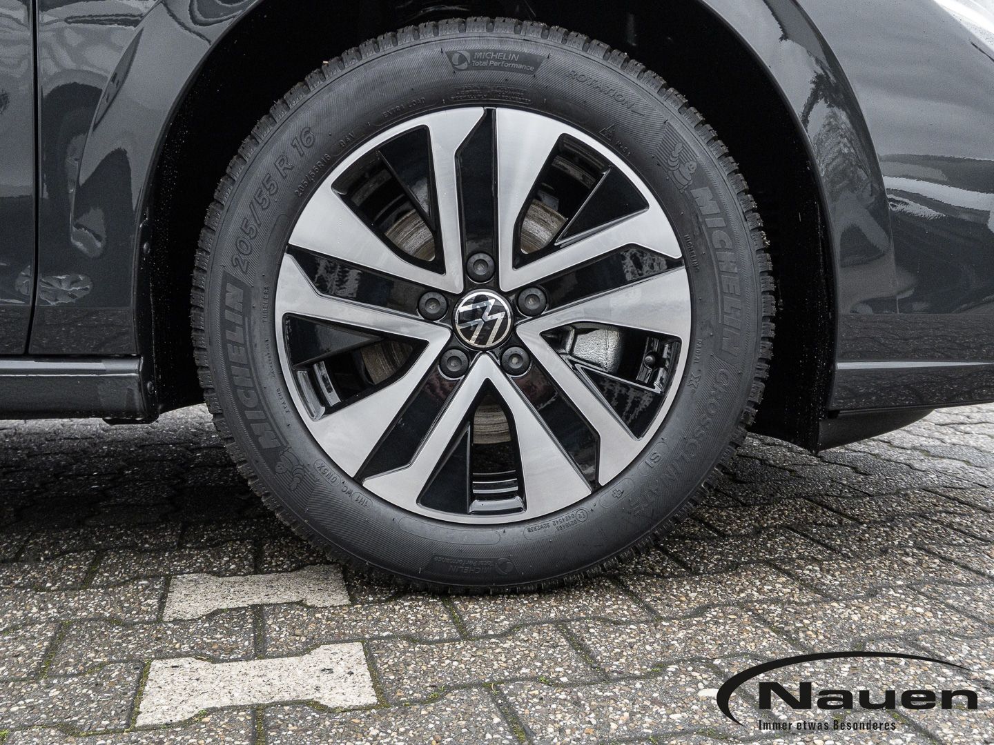 Volkswagen Golf - Bild 9