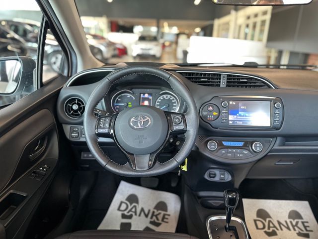 Toyota Yaris  Hybrid Team D