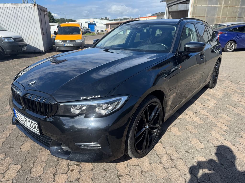 Image of BMW 330