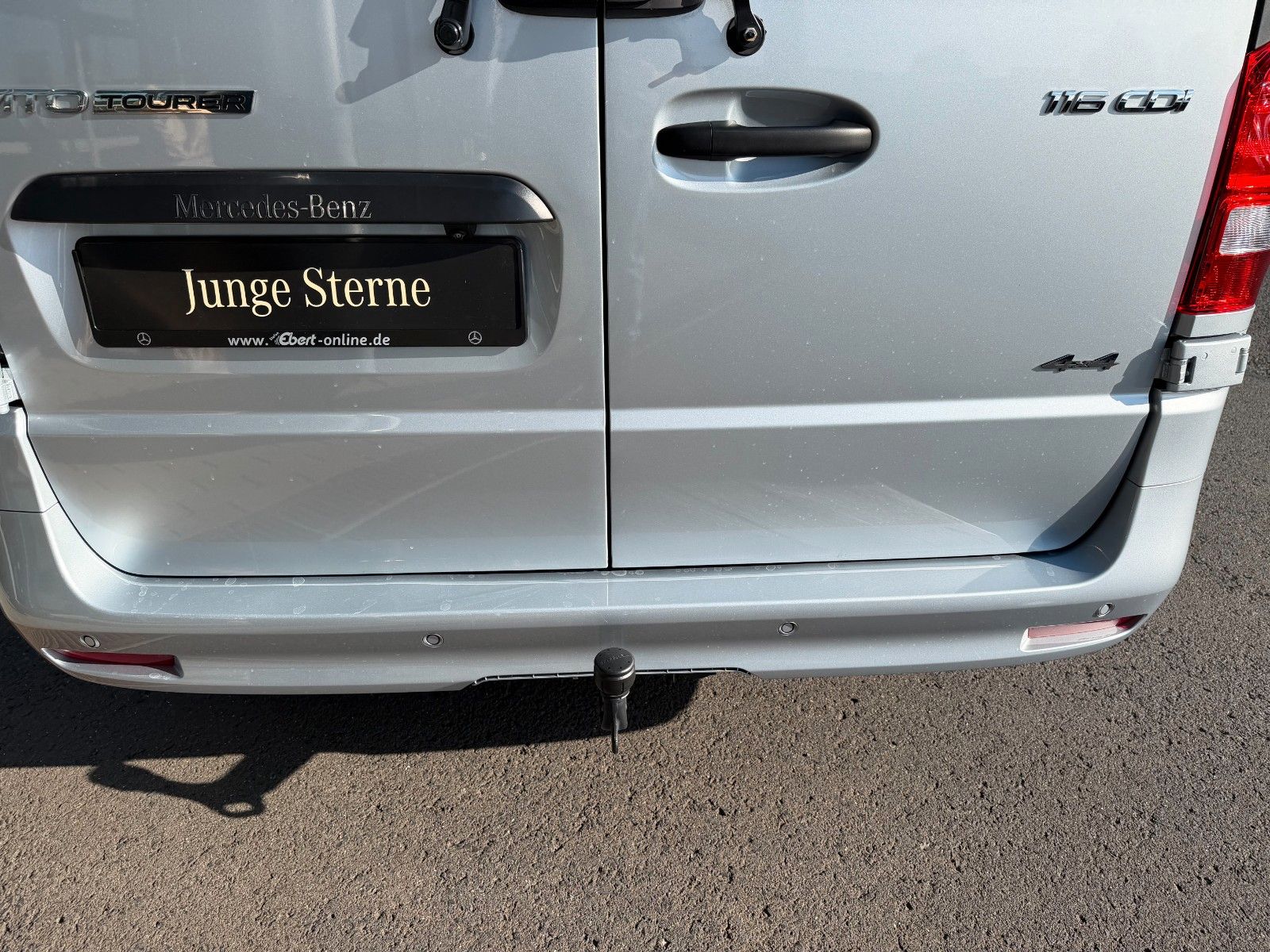 Fahrzeugabbildung Mercedes-Benz Vito 116 CDI Tourer PRO 4x4 Stdheiz AHK2,5to