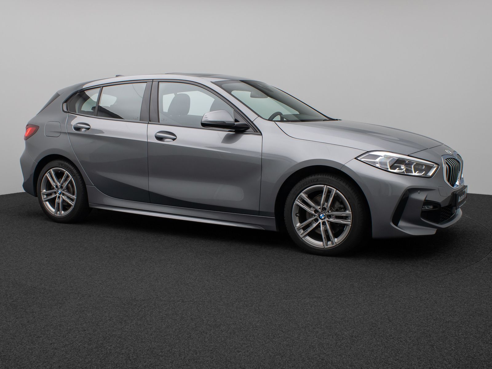 Fahrzeugabbildung BMW 118i M Sport DAB Panorama HiFi Adapt.LED Leder