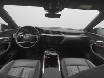 Audi Q8 e-tron - 5