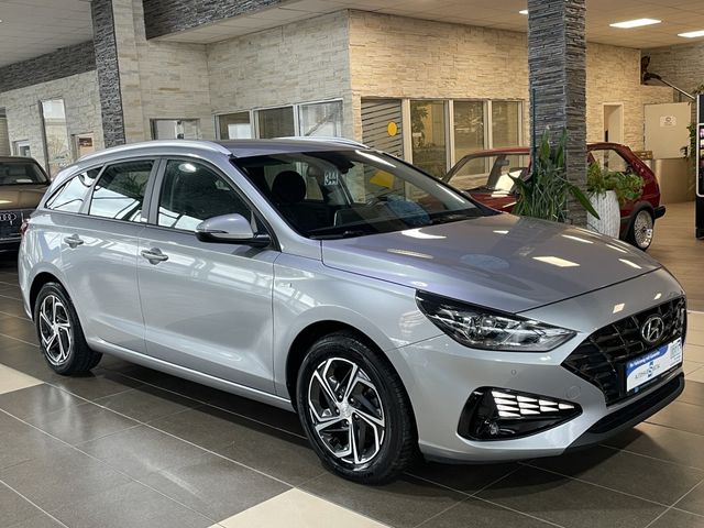 Hyundai i30 Komfort*Mild-Hybrid*Navi*R.Cam*CarPlay/Andro