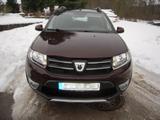 Dacia Sandero Stepway Celebration TÜV Neu Service NEU - Dacia Sandero von privat