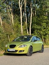 Seat Leon 1.8 TSI Sport Limited, Klima, CarPlay  - Seat Leon: Gelb