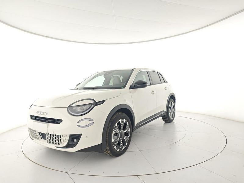 Fiat FIAT 600 Hybrid 110 CV DCT MHEV La Prima imagem 2