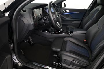 BMW 118i DKG M Sport Shadow Business Paket Apple 18"