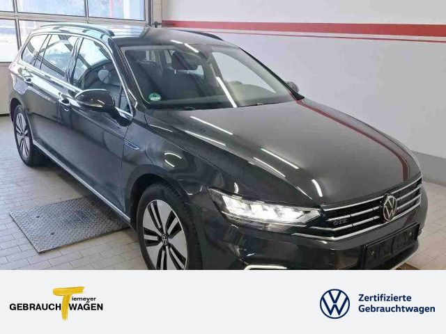 Volkswagen Passat Variant GTE AHK KAMERA ACC NAVI VIRTUAL L