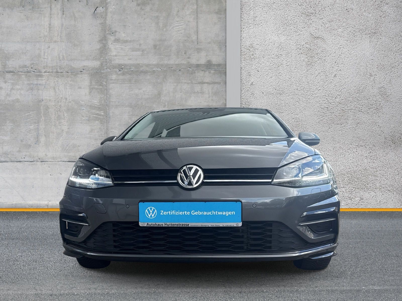 Fahrzeugabbildung Volkswagen Golf VII 1.5 TSI DSG R-Line LED NAVI SHZ ACC
