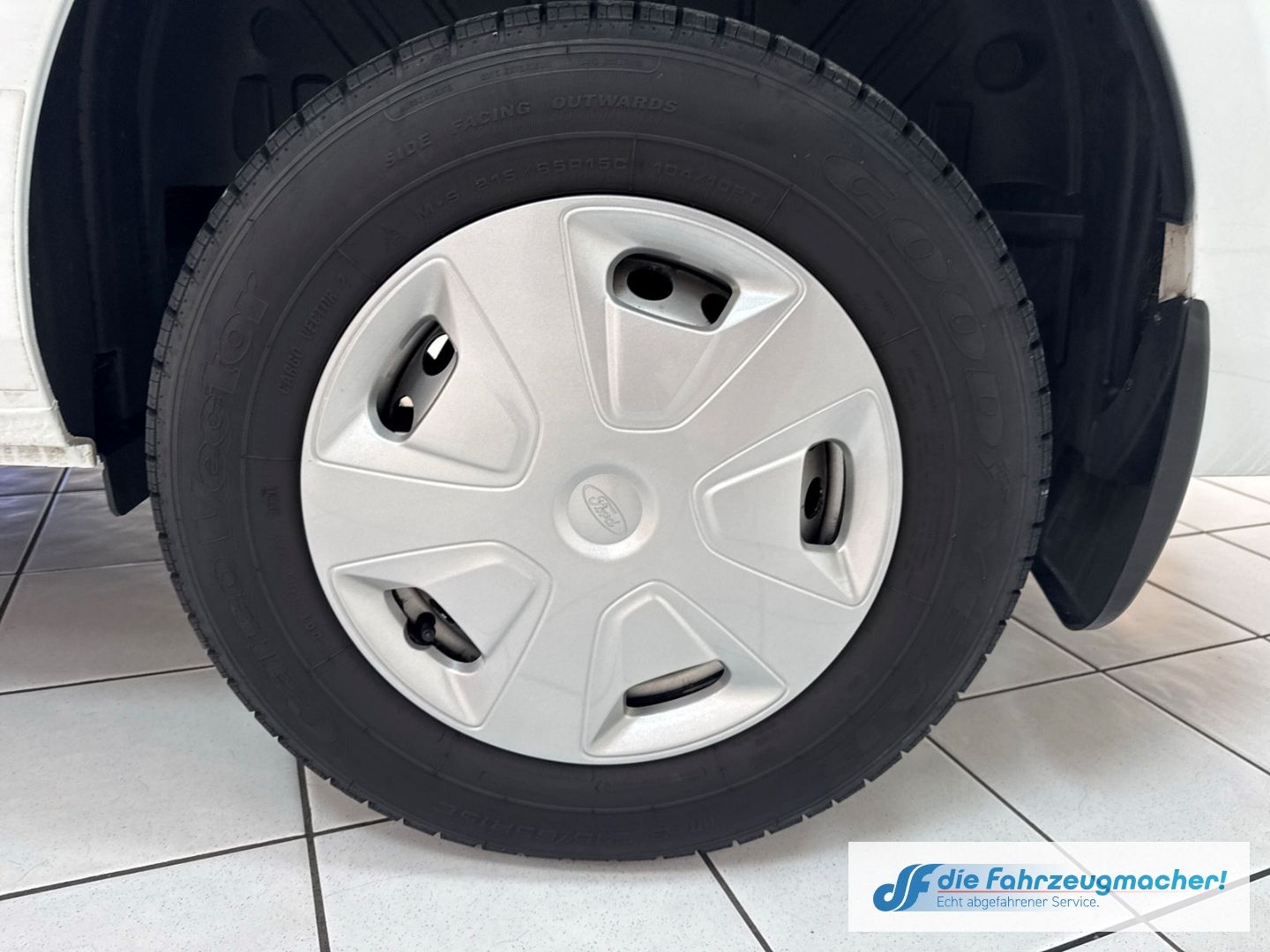 Fahrzeugabbildung Ford Transit Custom Kasten 280 L1 Trend 2.0 TDCi Klim