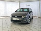 Volkswagen Polo V Life, Service neu, LMF, SH, Tempomat, PDC - Volkswagen Polo aus 2013 mit Benzin-Antrieb: Kleinwagen