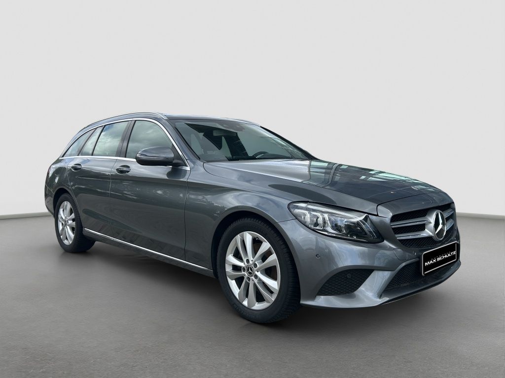 Fahrzeugabbildung Mercedes-Benz C 220 d T-Modell Avantgarde*COMAND*PanoDach*AHK