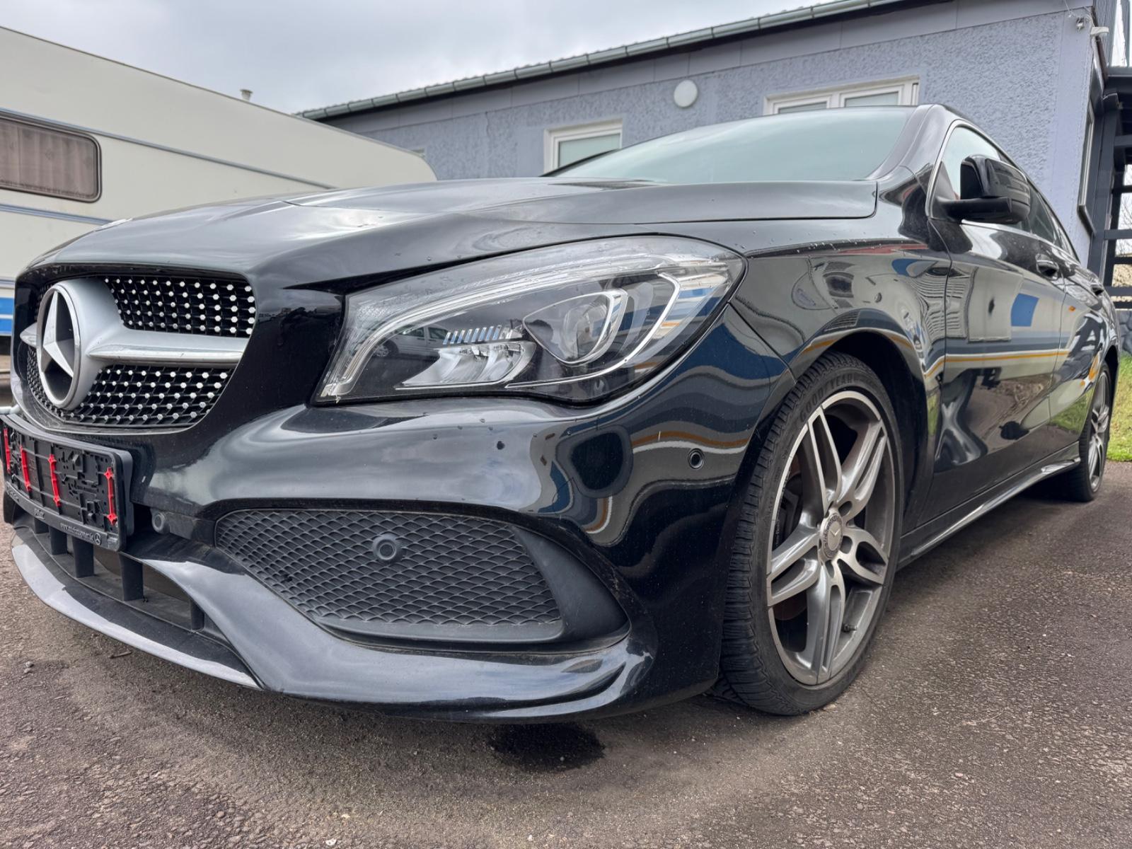 Mercedes-Benz CLA 220   Shooting Brake CLA 220 AMG-Line