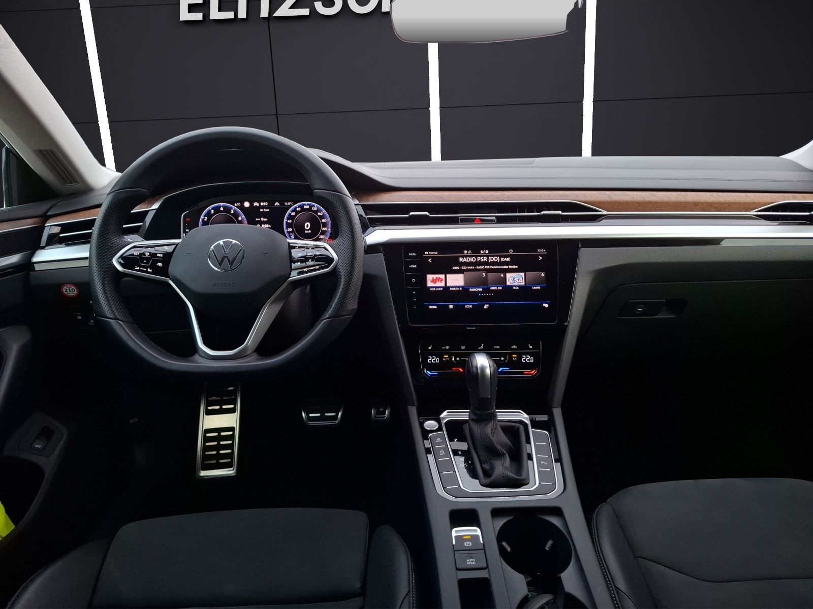 Fahrzeugabbildung Volkswagen Arteon SB TSI Elegance DSG LED Navi AID ACC RFK