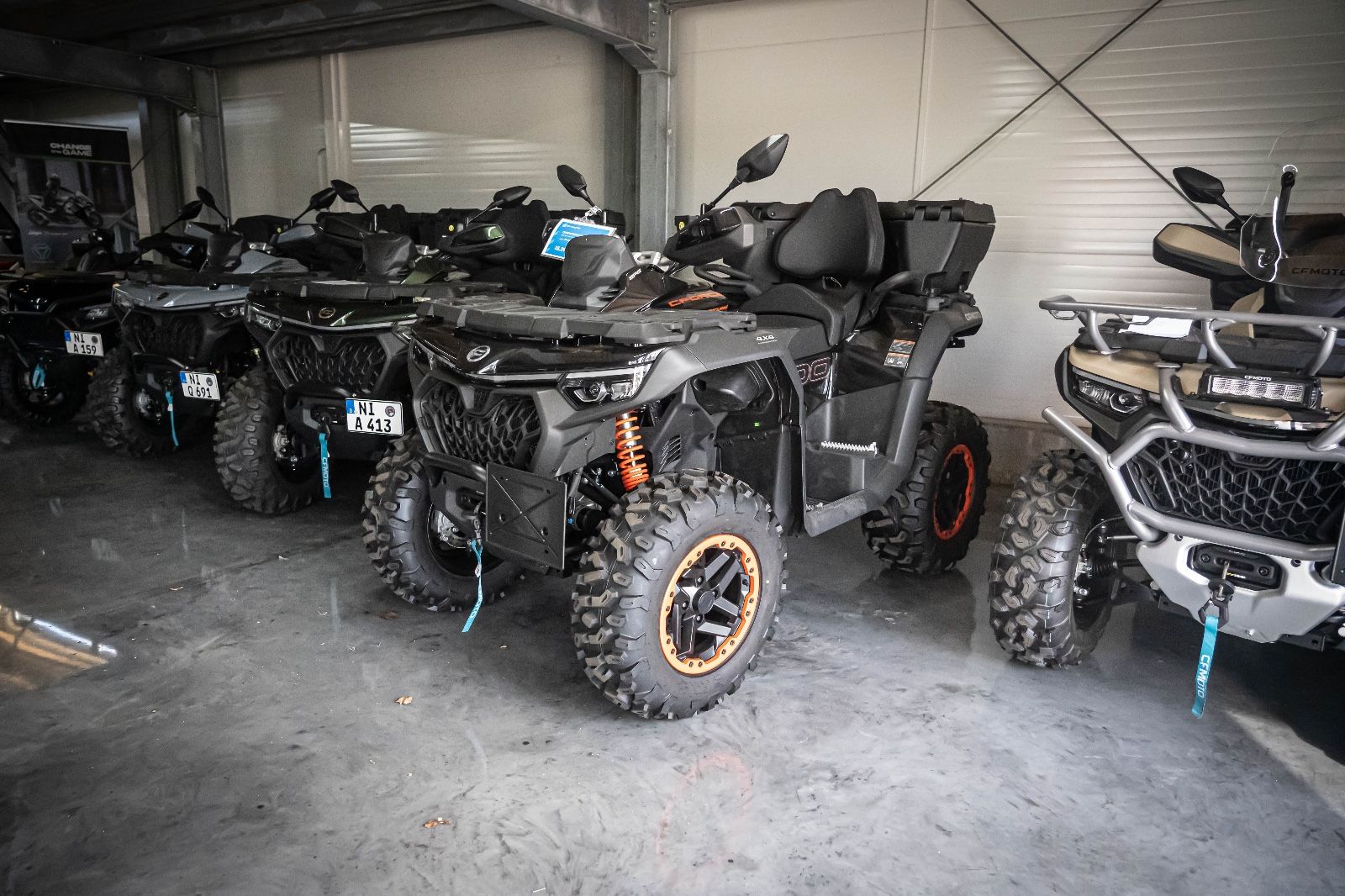 Fahrzeugabbildung CFMOTO CForce 1000 Touring Pro 4j Gar. incl. Koffer